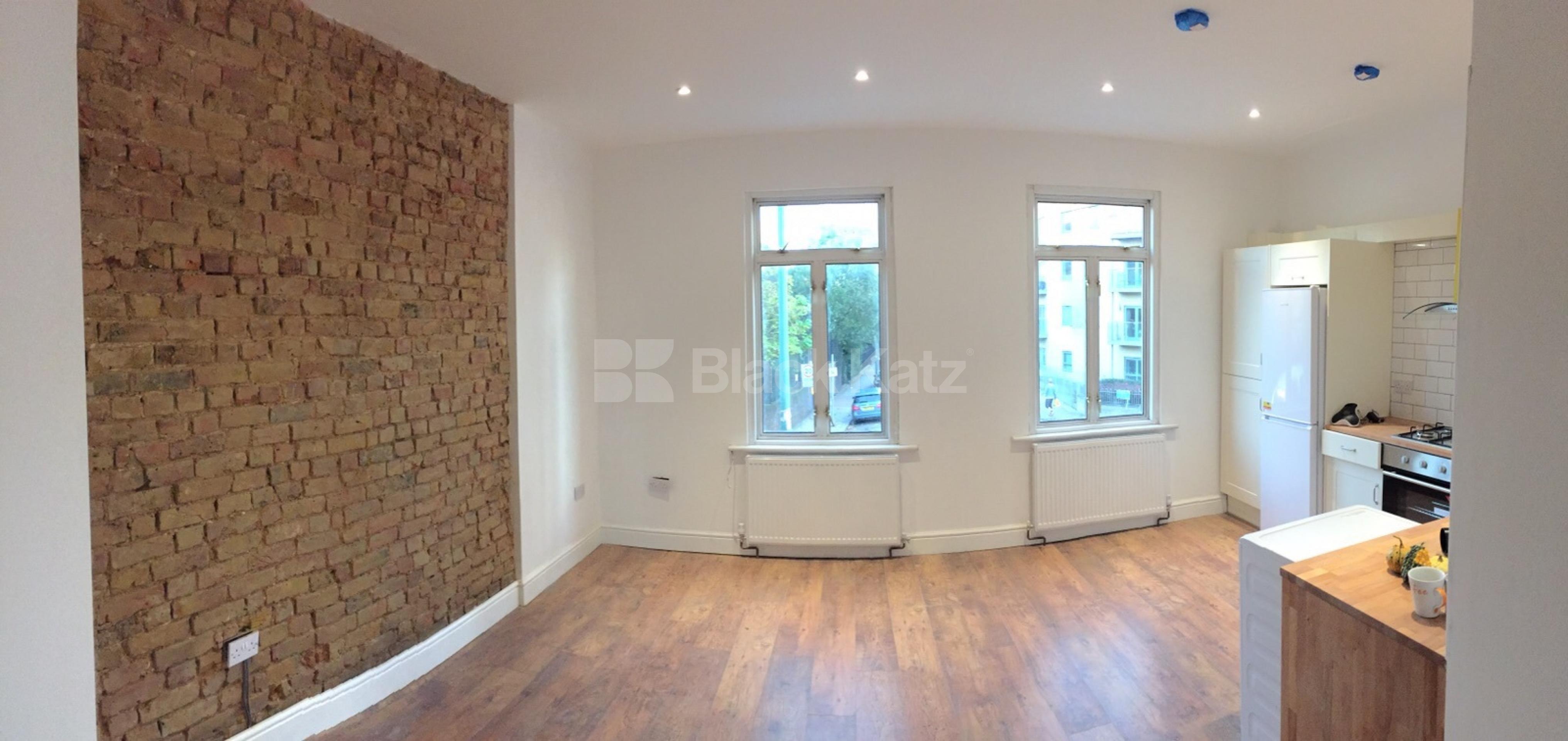 			LET, 1 Bedroom, 1 bath, 1 reception Apartment			 Battersea Park Road, Battersea SW11